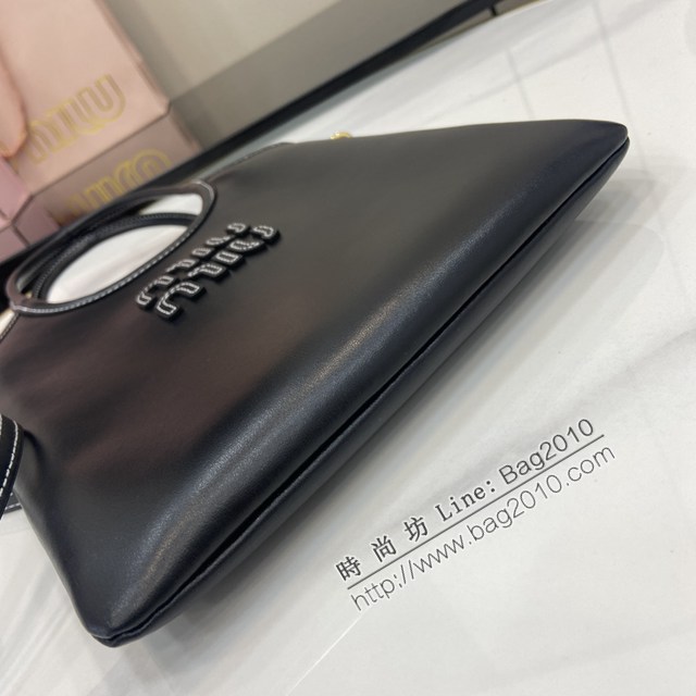 MIU MIU專櫃繆繆最新款迷你托特包手提包 jh2735型號：5BA281